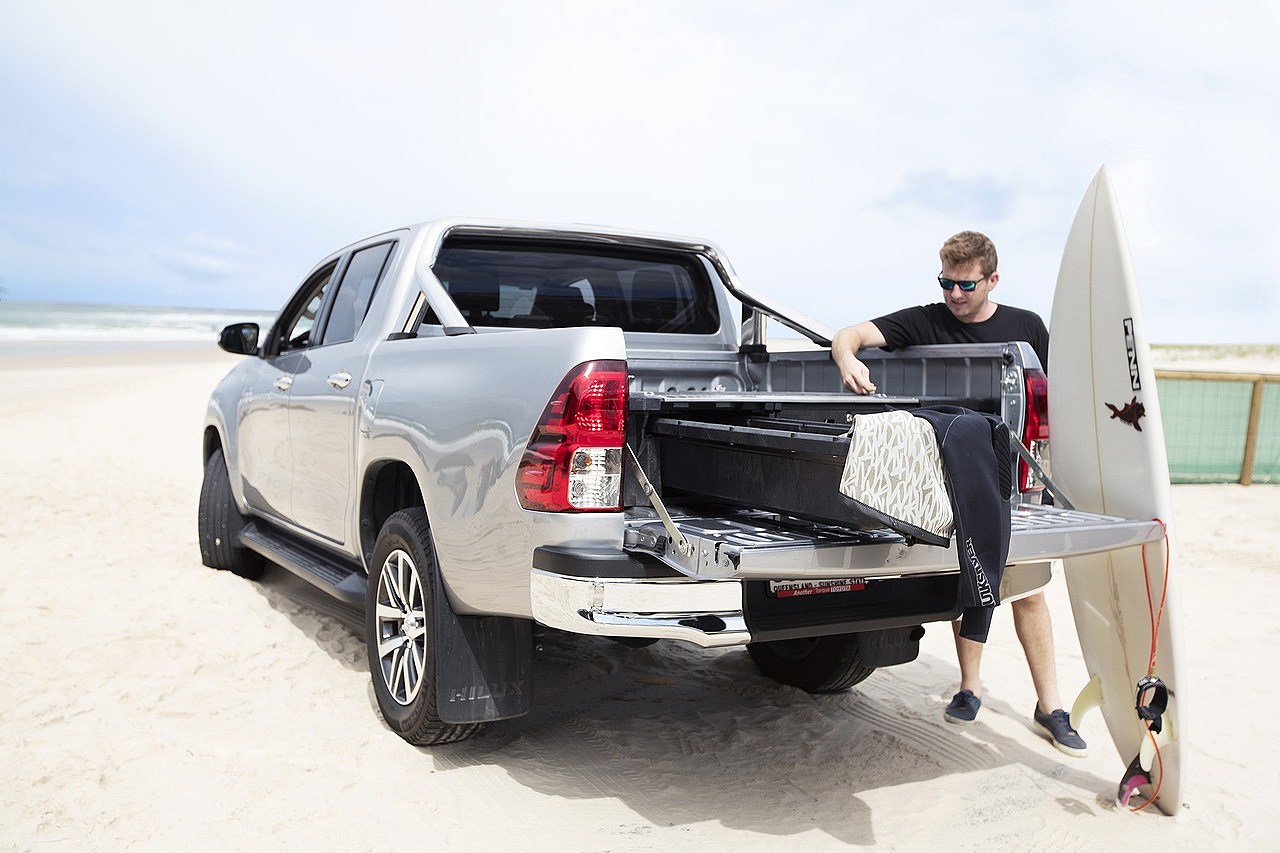 DECKED デックド ドロアー システム トヨタ ハイラックス GUN125